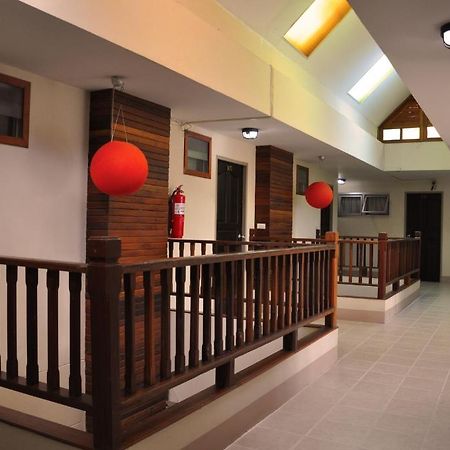 Thaphae Garden Guesthouse チエンマイ エクステリア 写真