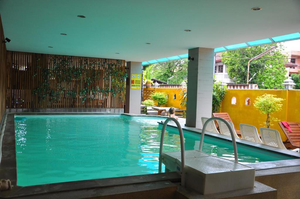 Thaphae Garden Guesthouse チエンマイ エクステリア 写真