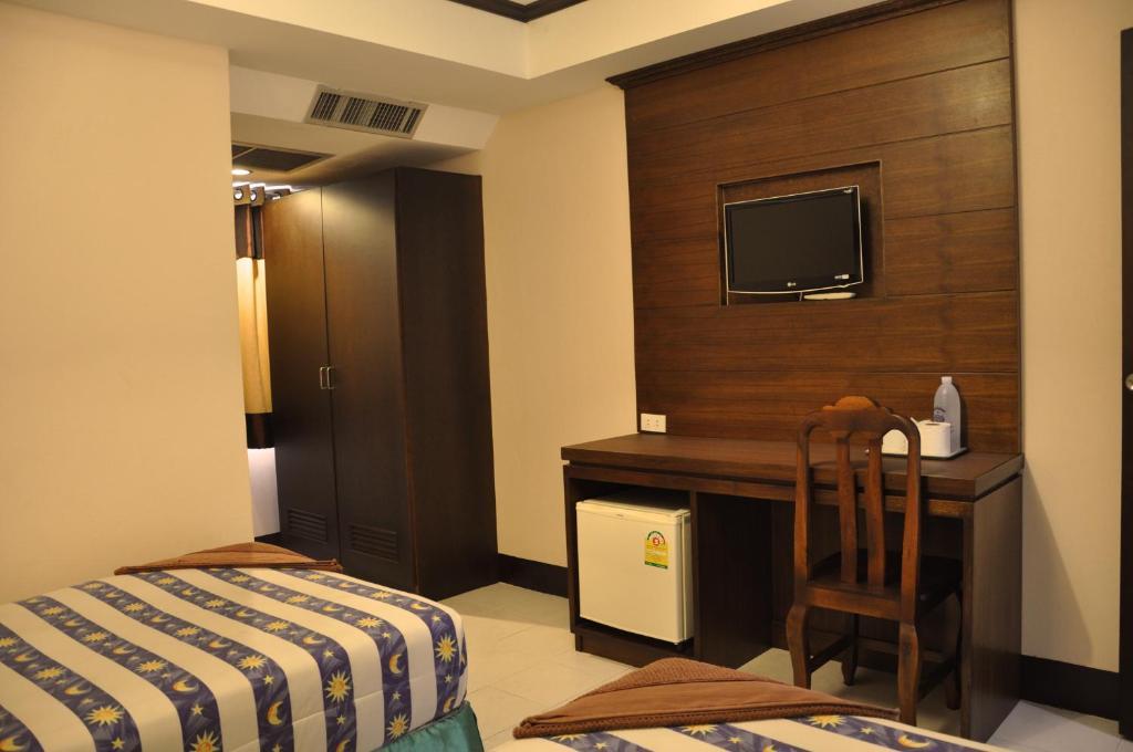 Thaphae Garden Guesthouse チエンマイ エクステリア 写真